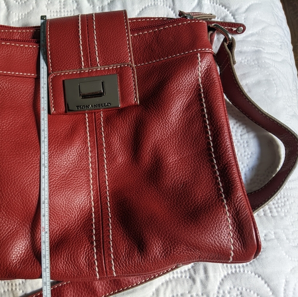 Red Tignanello leather crossbody bag - Picture 8 of 8